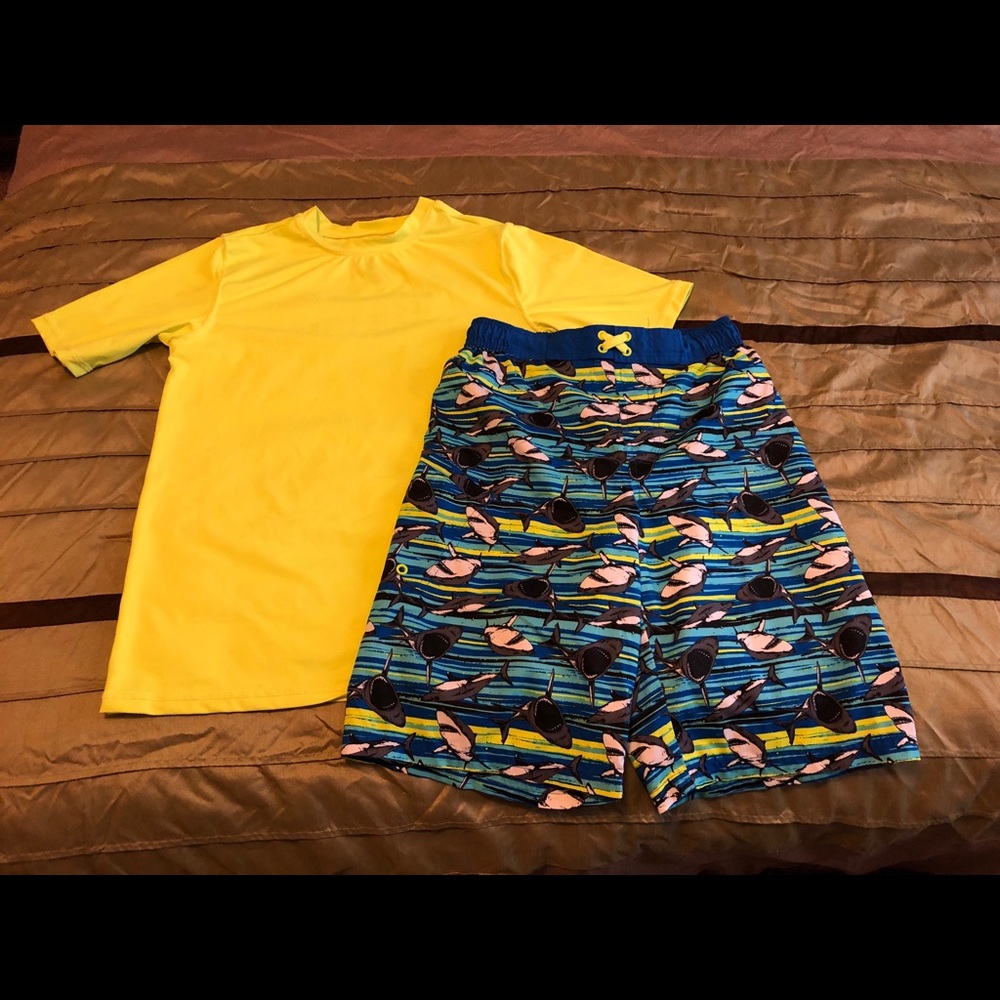 Boys swim trunks & shirt